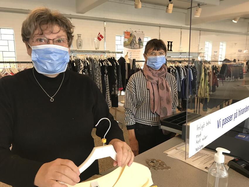 Alle Blå Kors- genbrugsbutikker er klar til genåbning