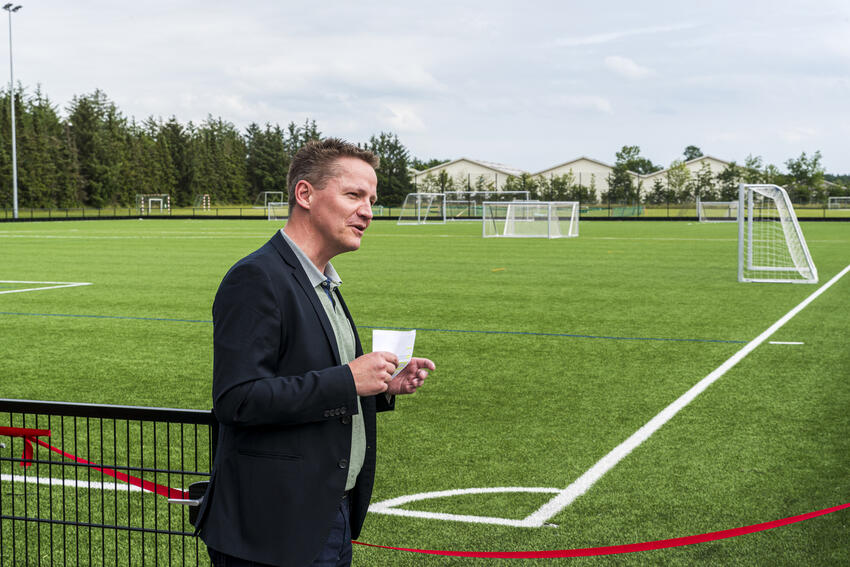 Kunstgræsbane indviet i Østbirk