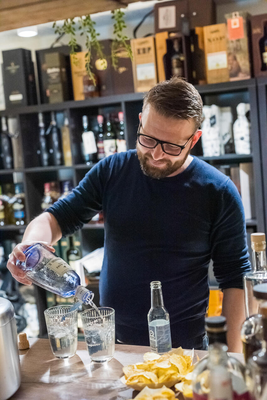 Drinks, frihed og lækker musik hos Theis