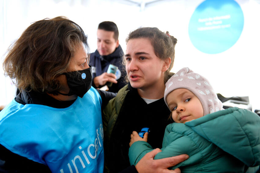 UNICEF åbner støttecentre til ukrainske familier på flugt