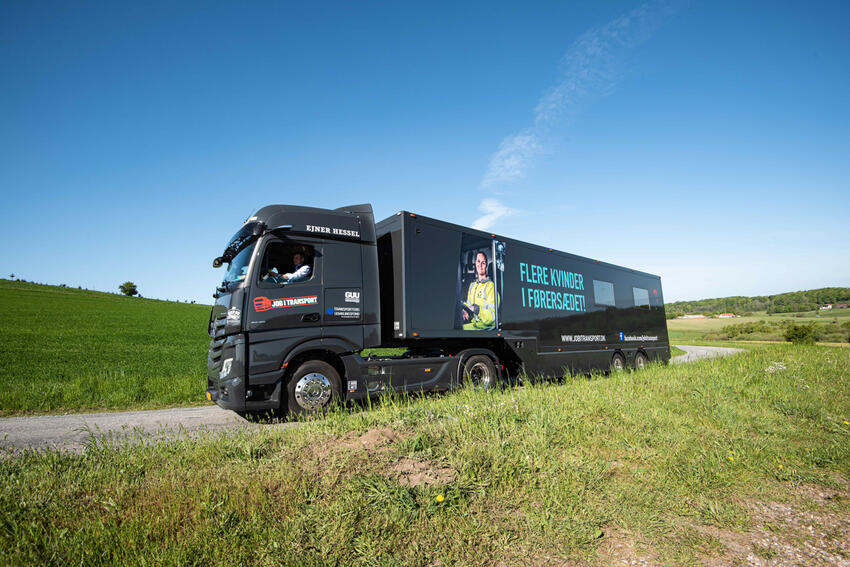 Populær kæmpe-truck på Danmarksturné besøger Gedved
