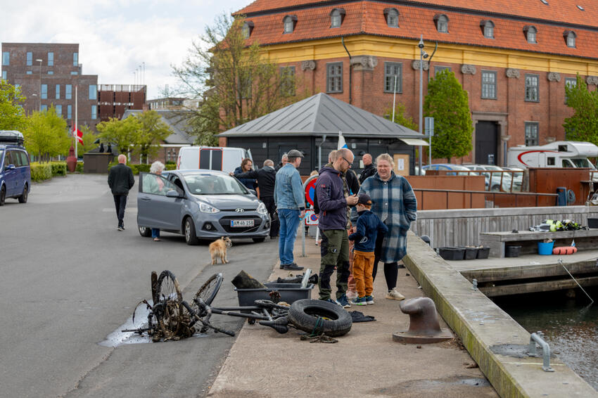 Sportsdykkerne ledte på havnens bund