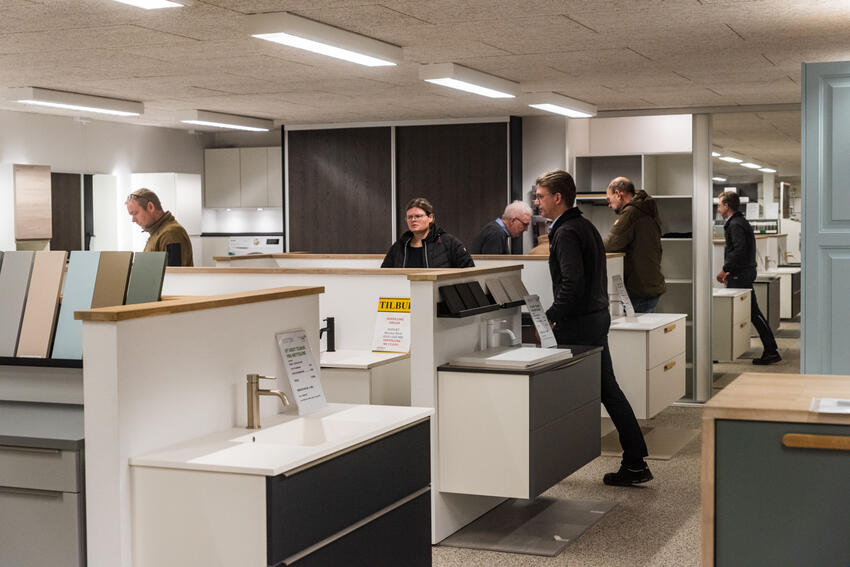 Bobler og kransekage hos byggemarkedet