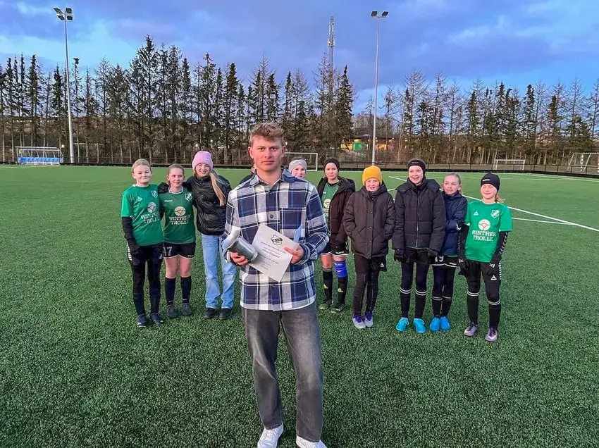 Oliver Dalgaard kåret som årets unge ØIF-leder 2022