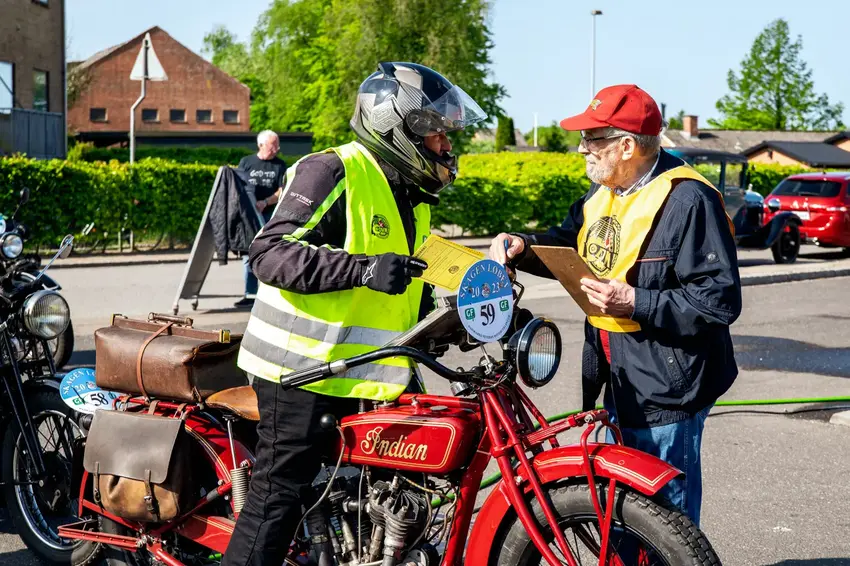 Veteranfest i Brædstrup: Motorbrøl og krydsordskriser