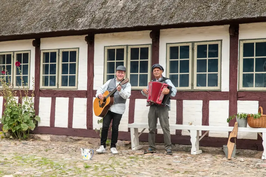 Glud Museum fejrede høsten i traditionel stil!