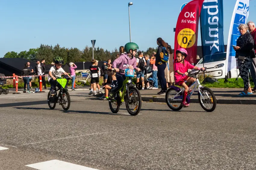 Tour de Gedved: Cykelfest for de yngste