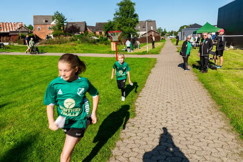 En dag i Østbirk: Idrætsforeningen skabte fællesskab og glæde