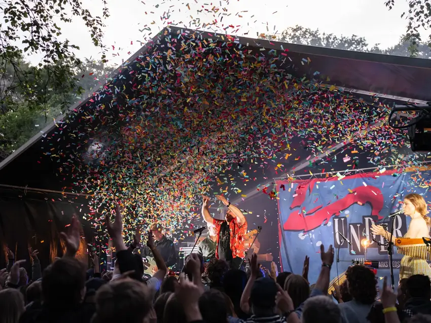 Under Bøgen spiller til Vestbirk Havefest