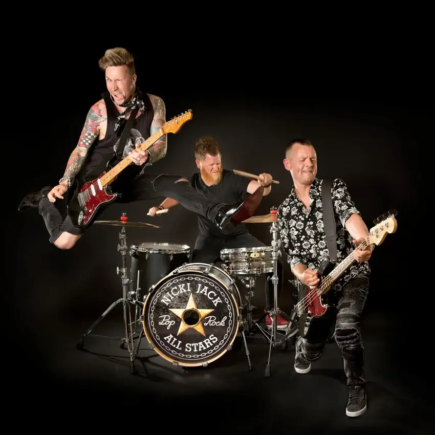En aften med stjernerne: Nicki Jack All Stars lyser op i Egebjerg
