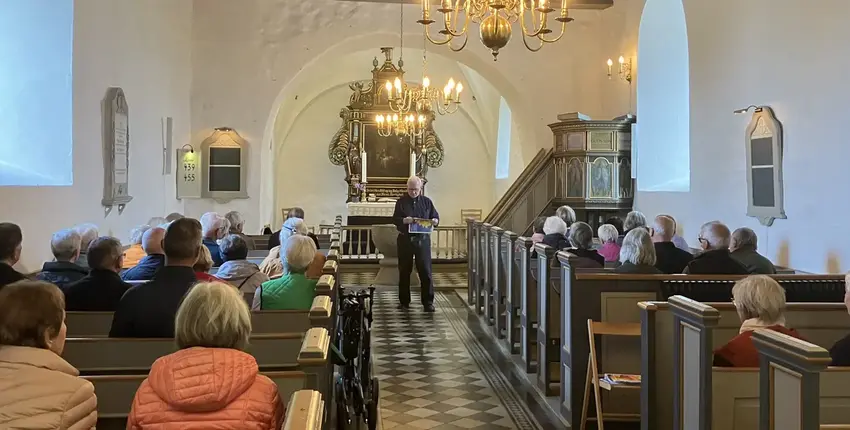 Sang og fortællinger i Voer Herred Kirker