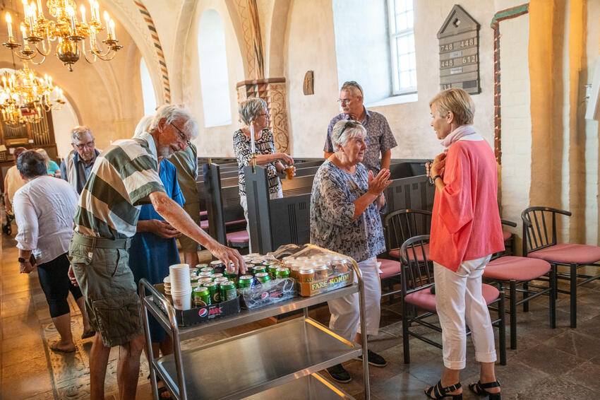 Sommerviser fylder Østbirk Kirke