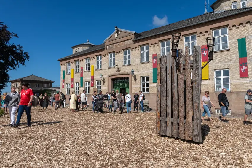 Riddere, brankede pølser og fagre damer: Middelalderens genfødsel i Horsens