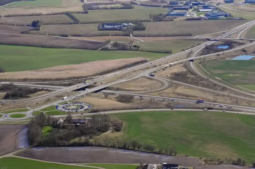 Frakørsel <19b> Søften på Djurslandsmotorvejen lukker frem til april