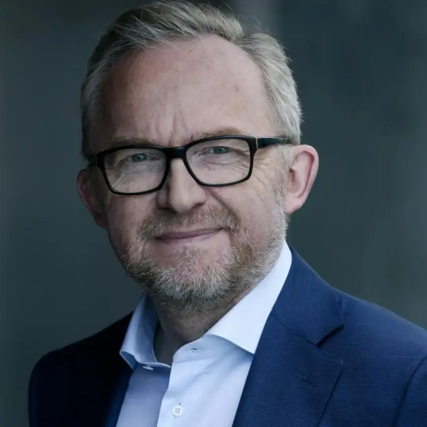 AlderBedst i Horsens: Hvor grin og gensyn blomstrer på Grundlovsdag