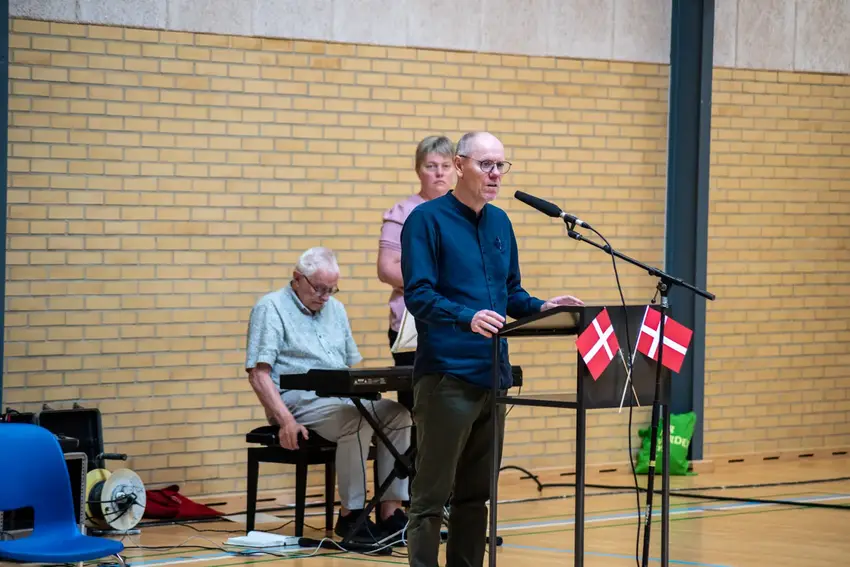 Grundloven flyttede i tørvejr – og folket fulgte med