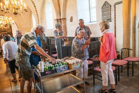 Sommerviser fylder Østbirk Kirke