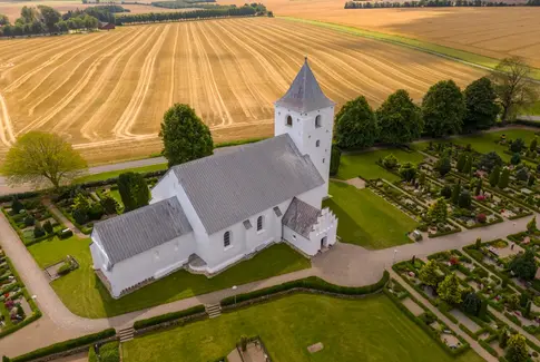 Nabogudstjeneste i Tamdrup Kirke – mød også din nabo i kirken