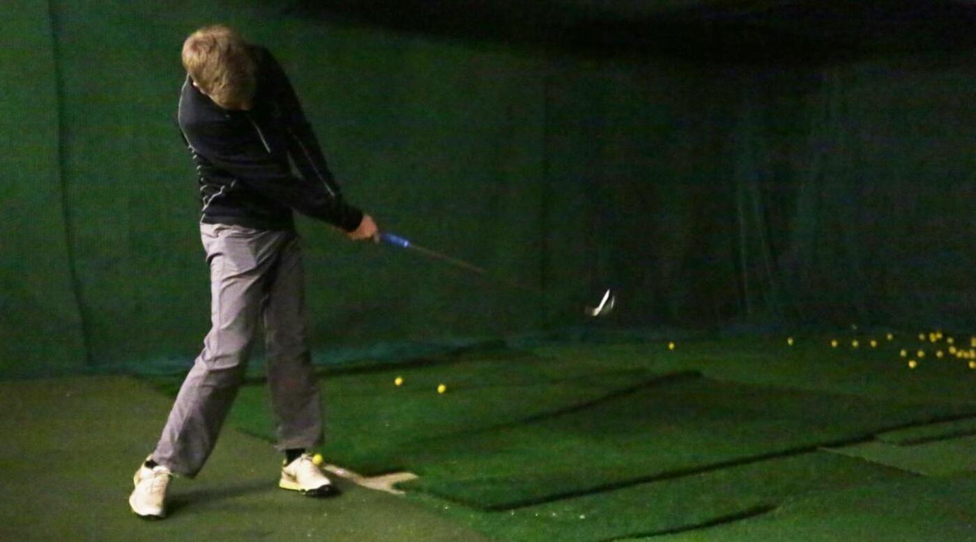 Aeee jacob spiller golf 18x10 8987