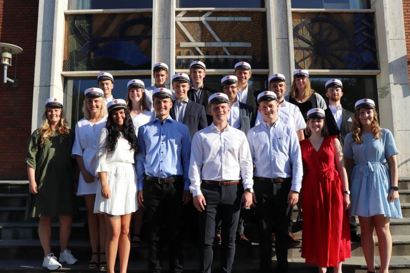 Eux faglaerte landmaend