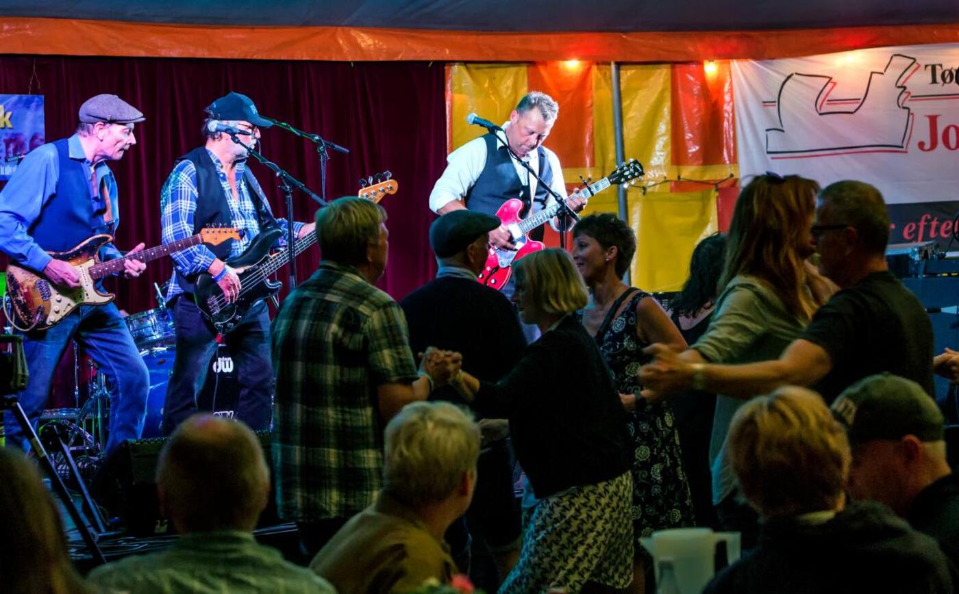 Pn 6231 copycbw3486x2160osd