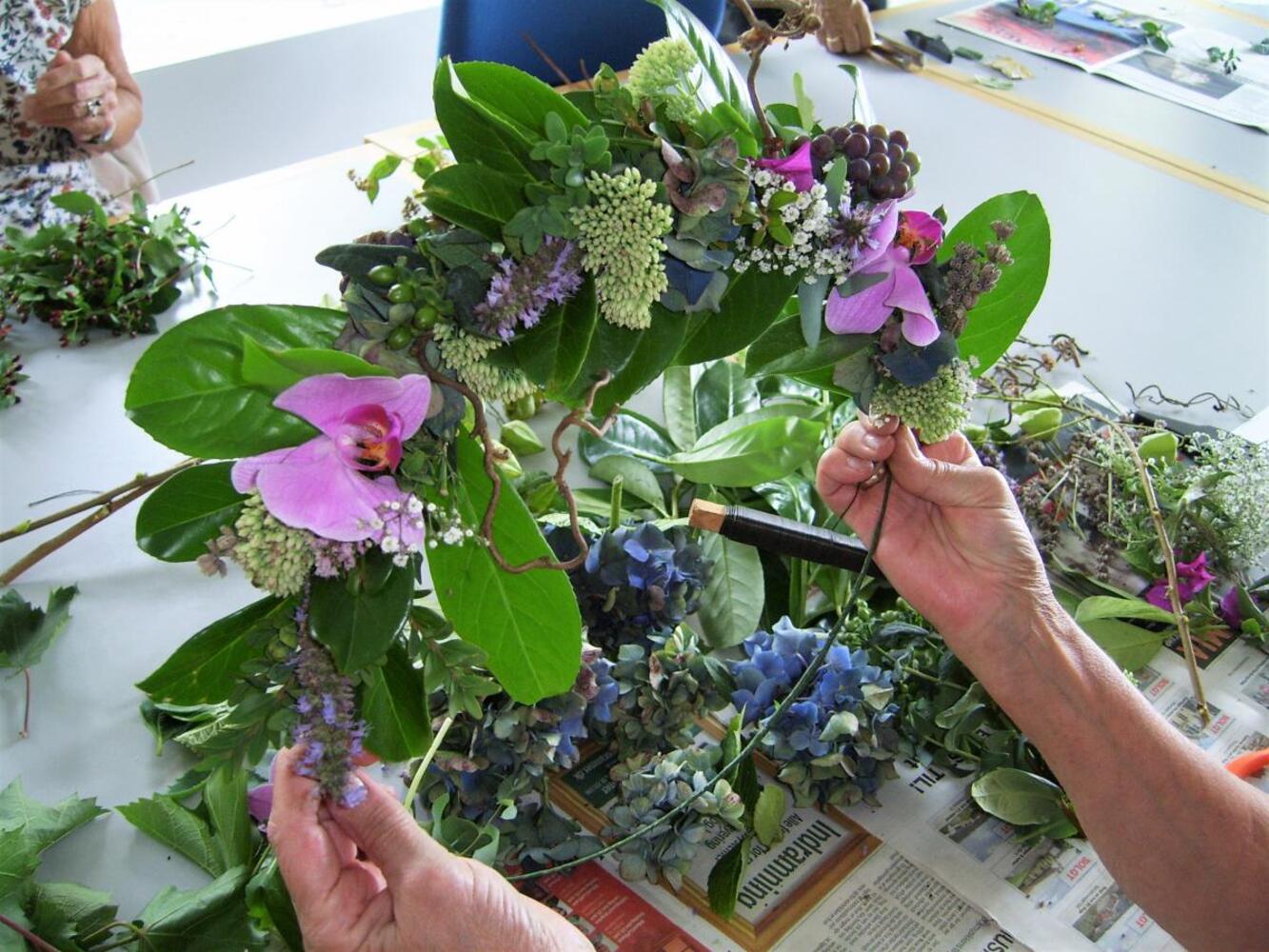 Blomsterbinding krans