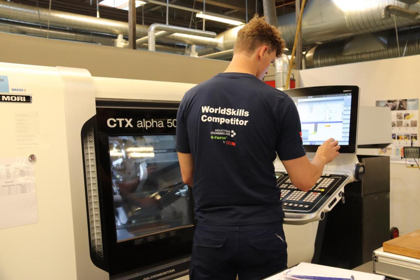 Casper rasmussen og henrik nielsen traener til vm i skills 080819 1