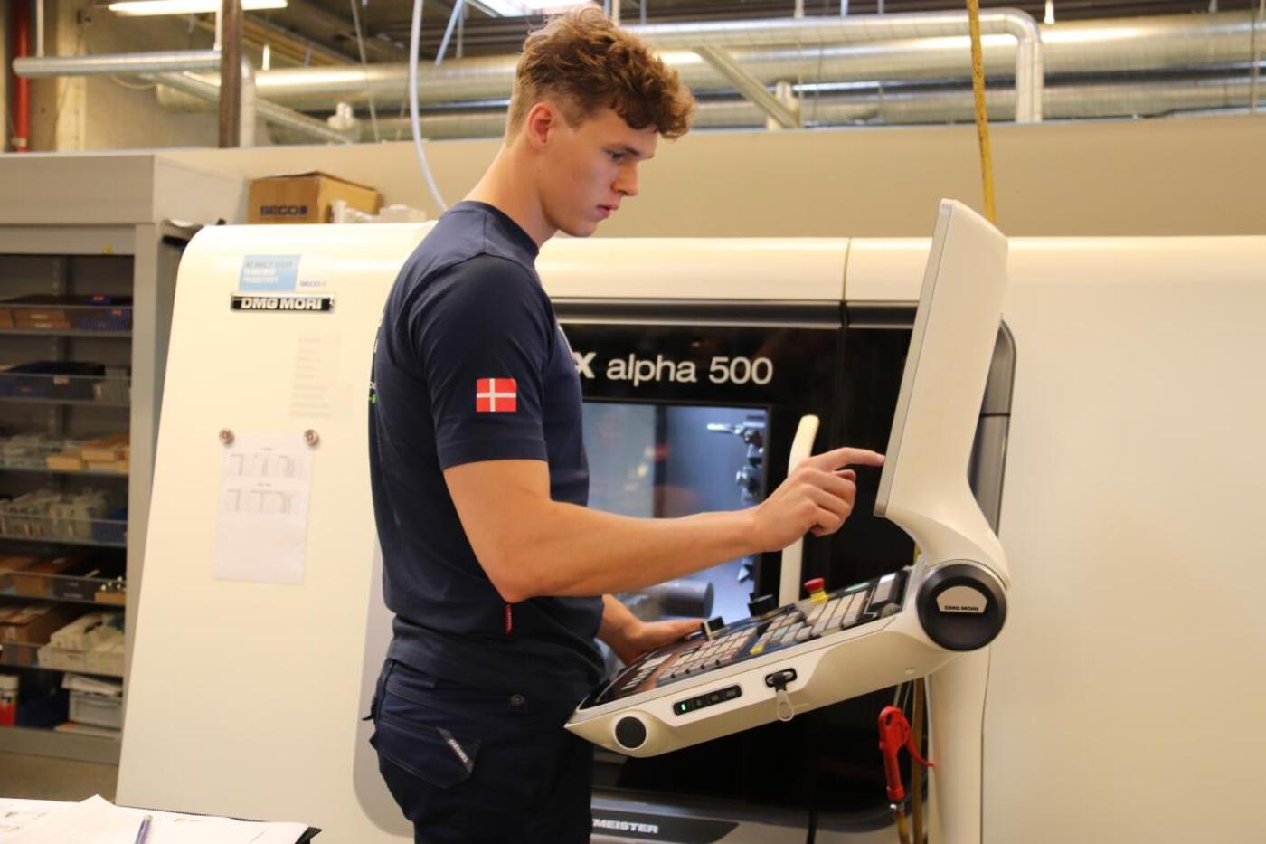 VM-deltager træner på Learnmark Tech