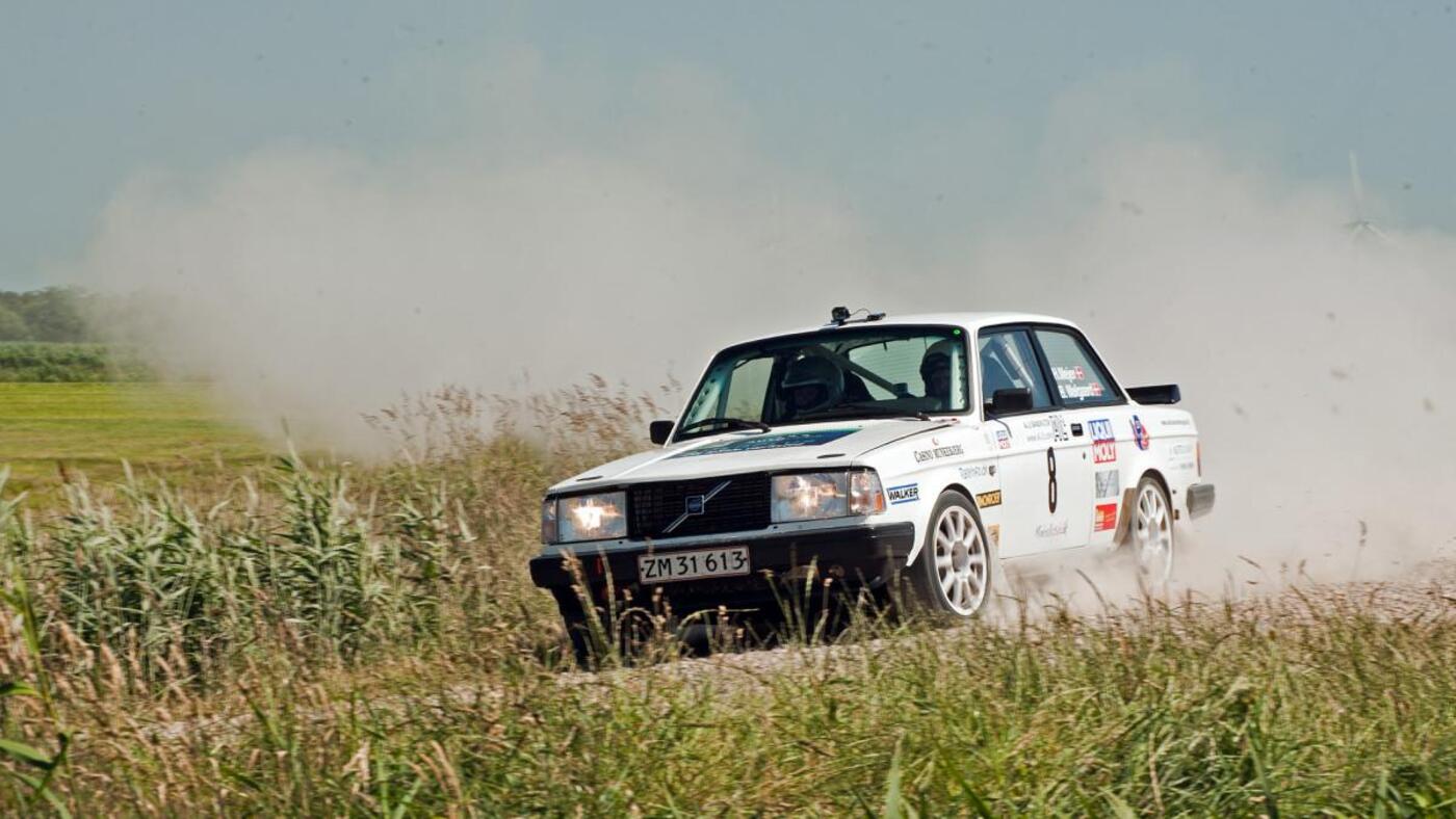 Fra rally dm3 hvor heino mejer og bo moelgaard generobrede 1. pladsen i stillingen om det historiske danmarksmesterskab for historiske biler over 2000ccm