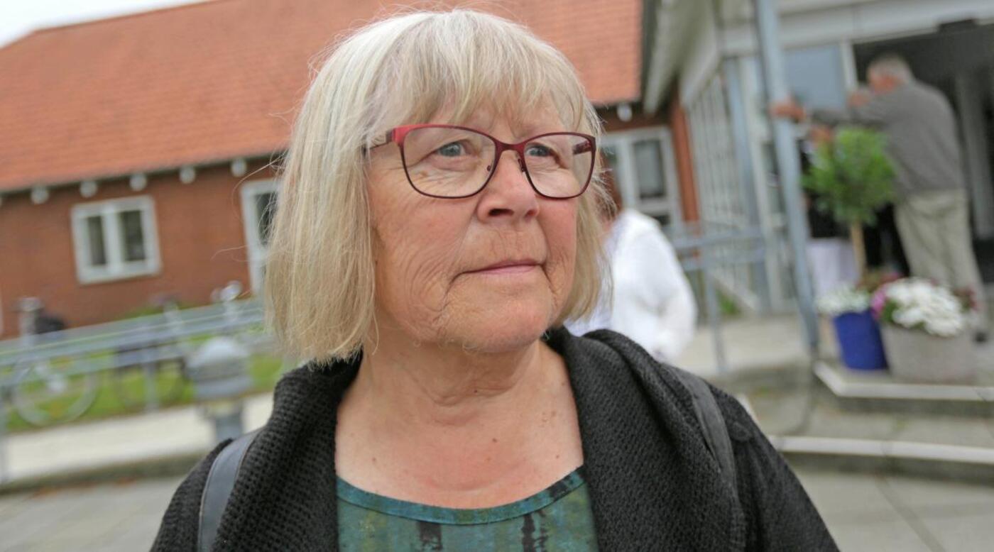 Inge bech 9005