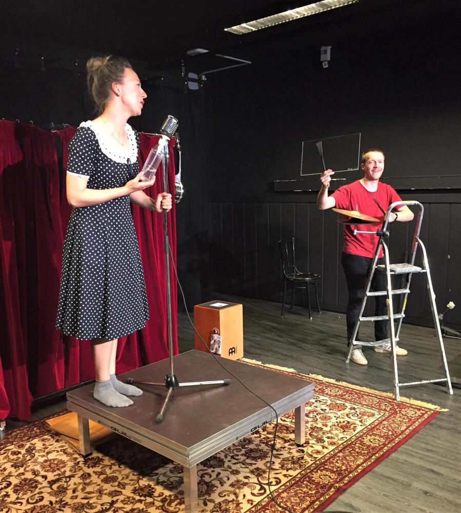 Komediehuset   klighed i coronaens tid2