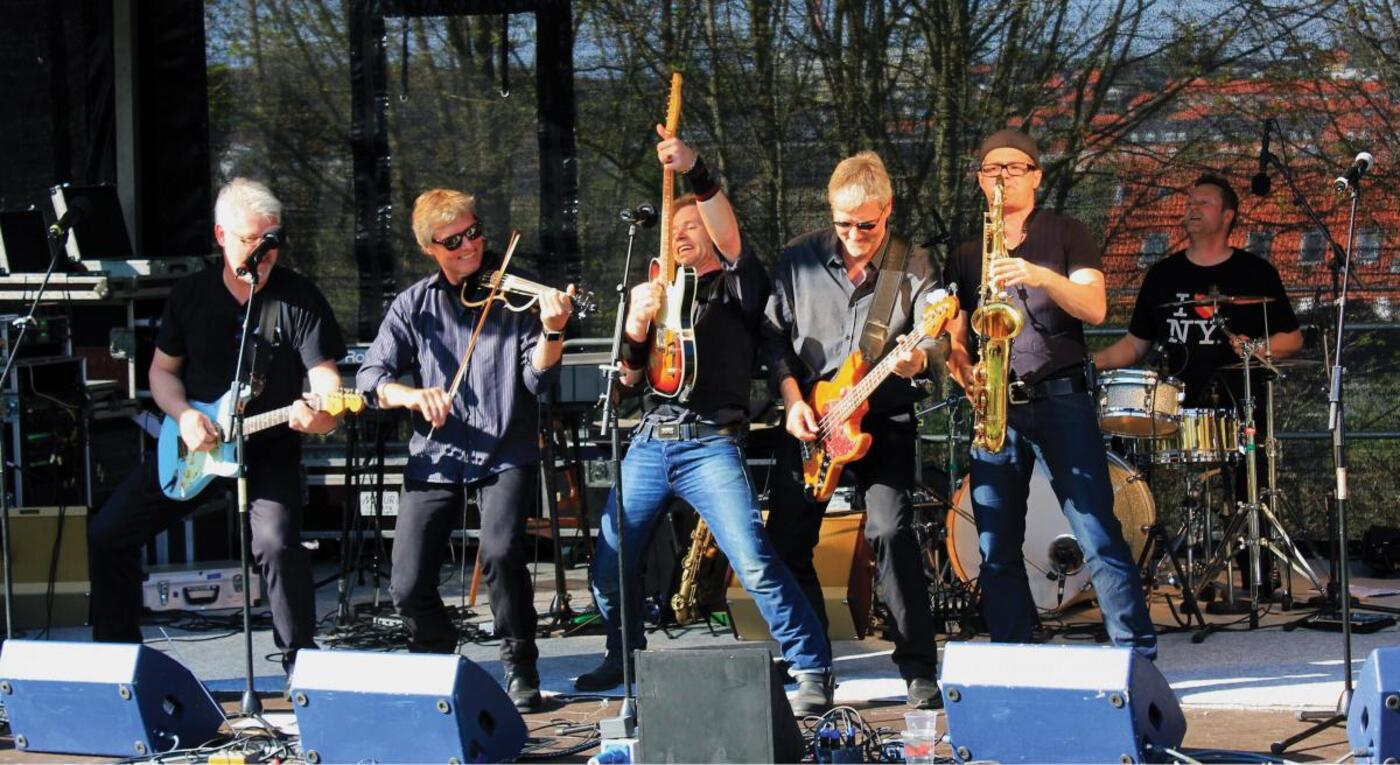 Theboss band