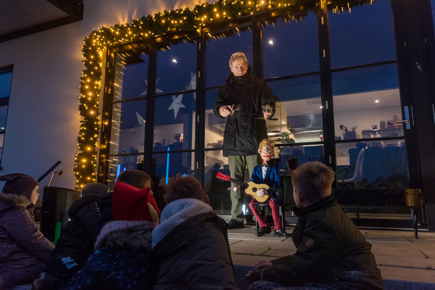 Juletræet blev tændt i Brædstrup