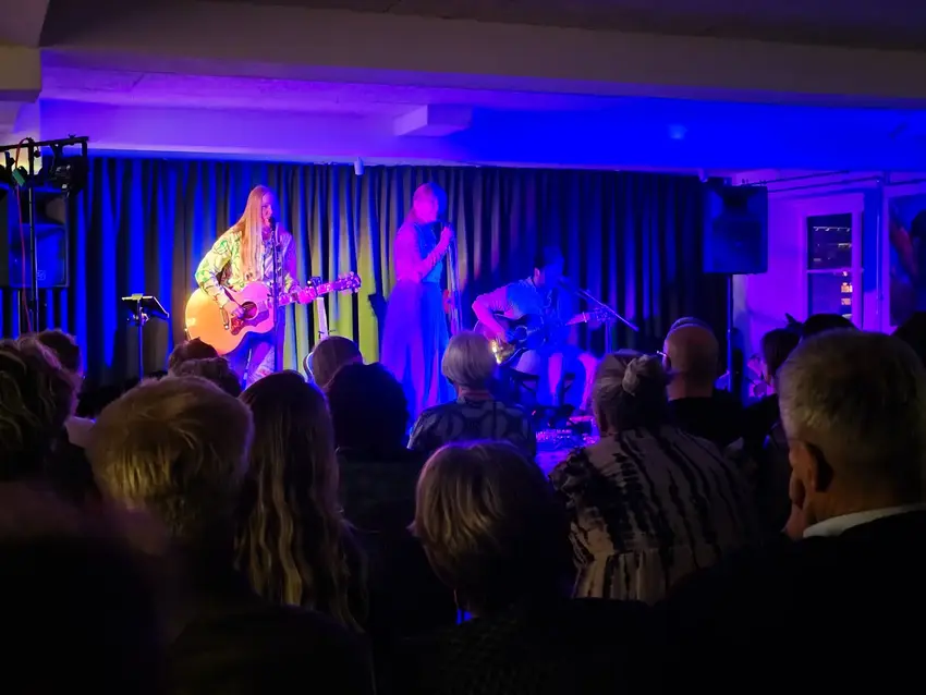 Strawberry Blonde på Det Gamle Mejeri i Brædstrup