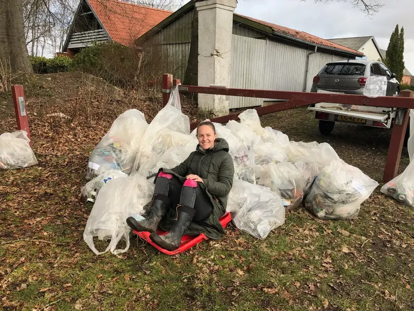 Hovedgård tager skraldet