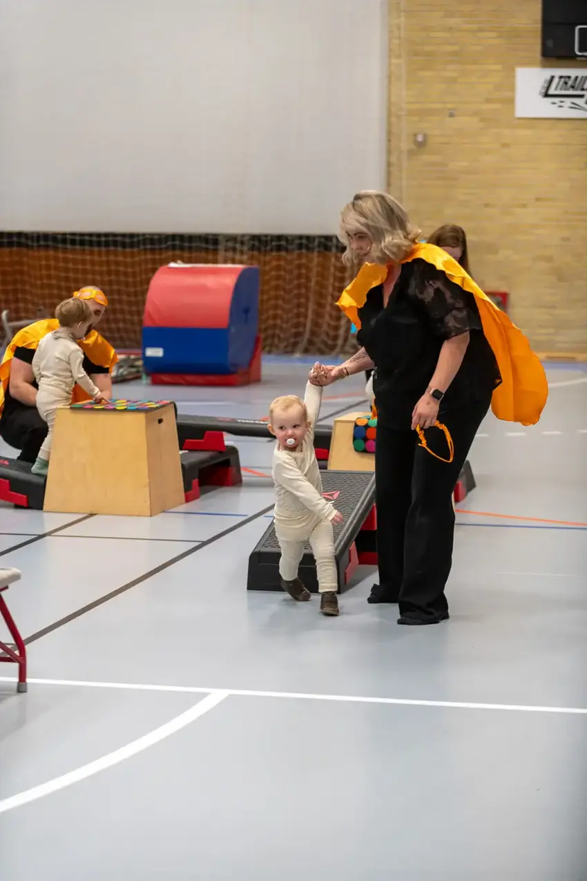 Gymnastikopvisning i Østbirkhallen