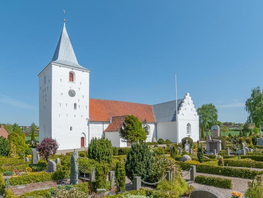 Østbirk Kirke modtager arv