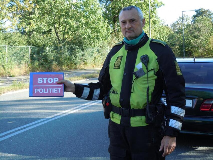 Politiet skrev over 300 bøder
