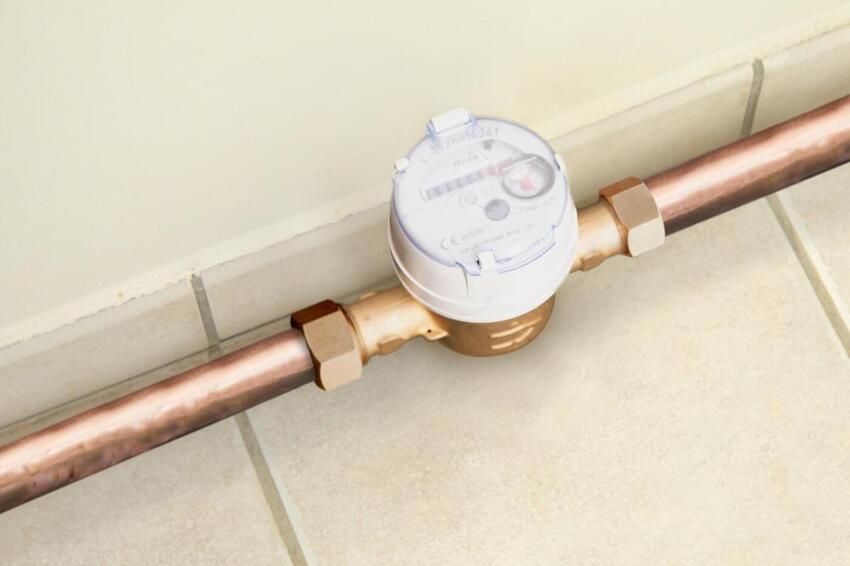 Vi har knoklet løs for at få skiftet til fjernaflæst vandmåler