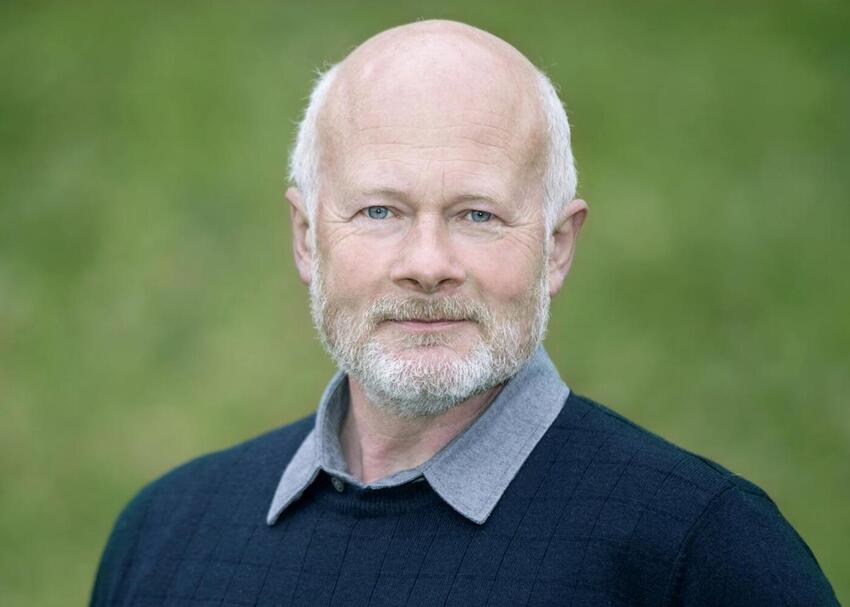 Selvfølgelig skal der arbejdes for bevarelse af Hovedgård friluftsbad m. m.