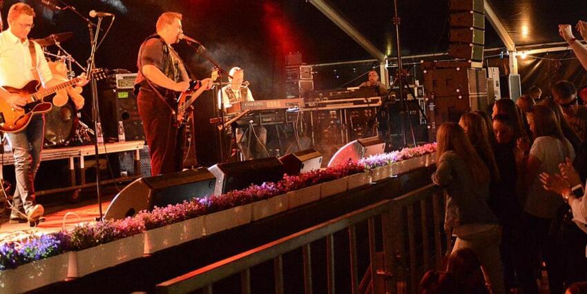 Midsommerfest i Gedved med Bomles Venner