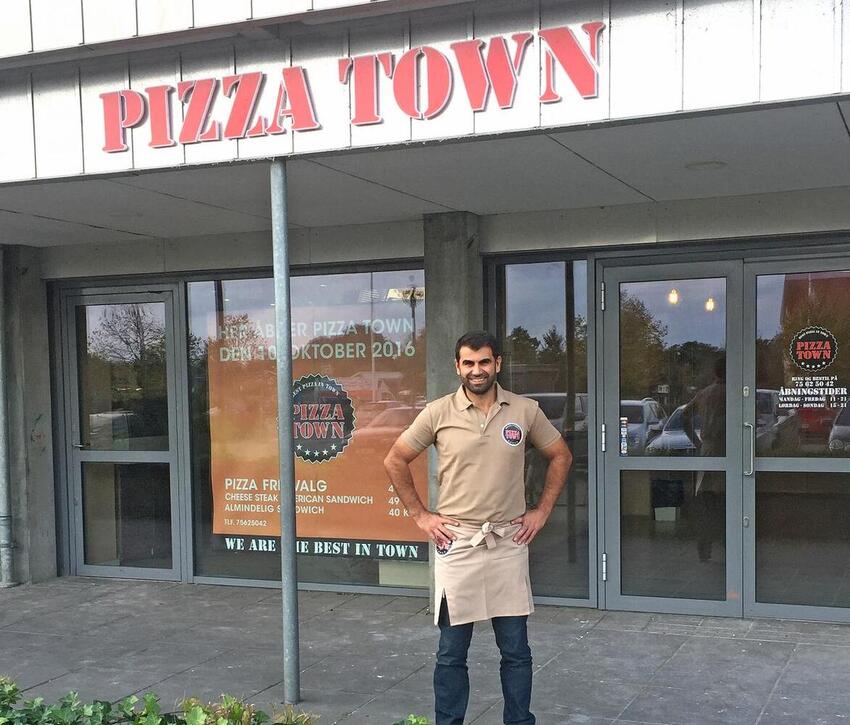 Nyåbnet pizzeria forærer pizzaer til hjemløse i Horsens