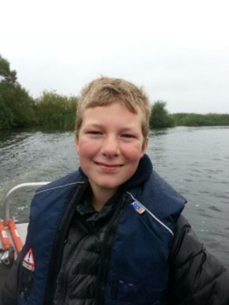 Østjyllands Politi efterlyser en 12 årig autistisk dreng