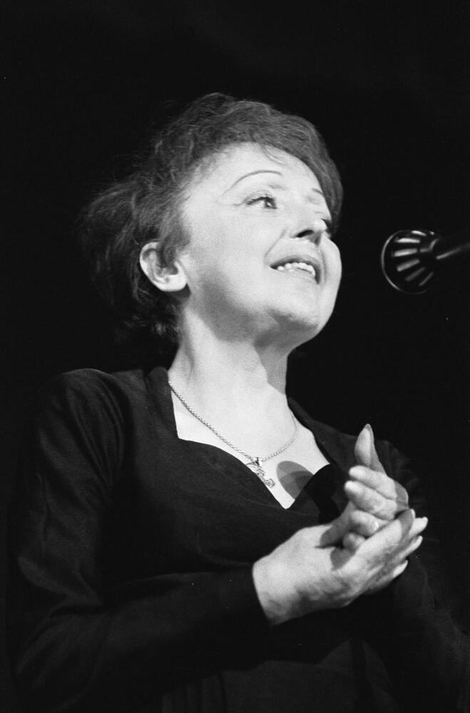 Kirsten Siggaard til 10-års jubilæumsfest på Pejsegården