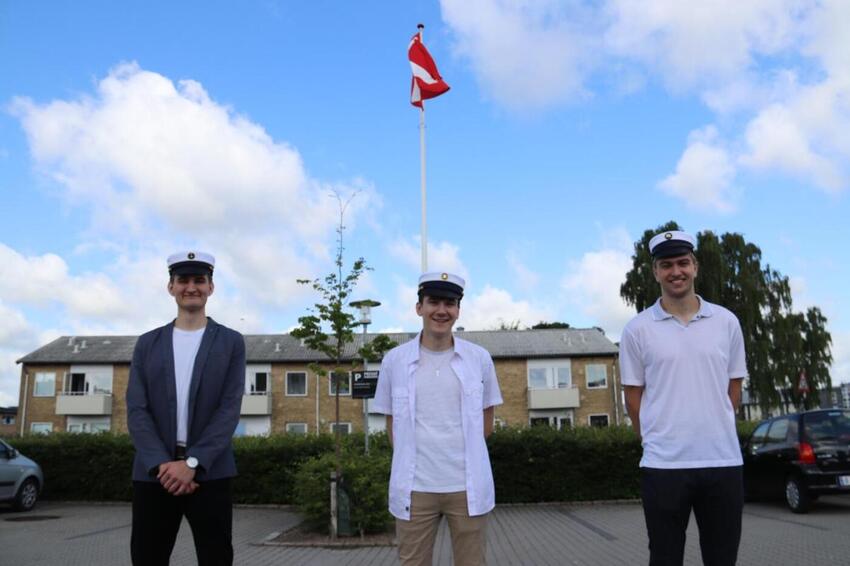 Årets første studenter på Learnmark Gymnasium HTX