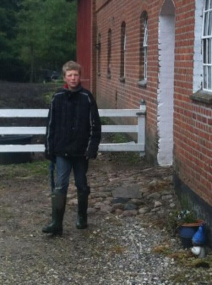 Østjyllands Politi efterlyser 14-årig dreng