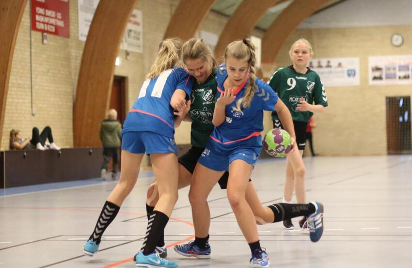 BØH-pigerne tog hul på 2. turneringshalvdel
