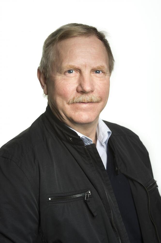 Lad dem der gerne vil, give en hånd med