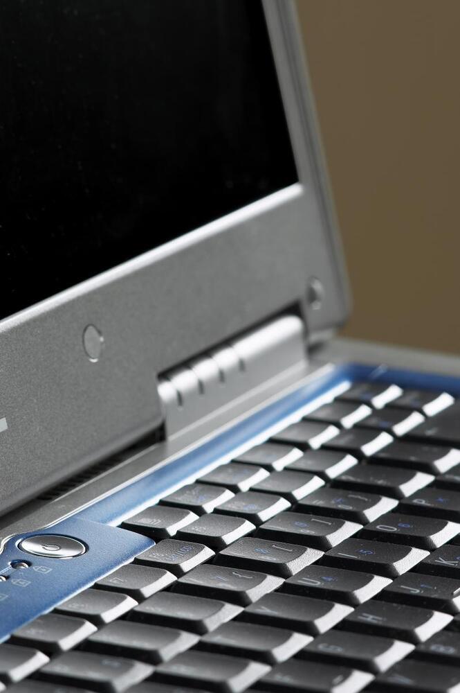 Er der reelt lige adgang til demokratisk deltagelse og indflydelse?