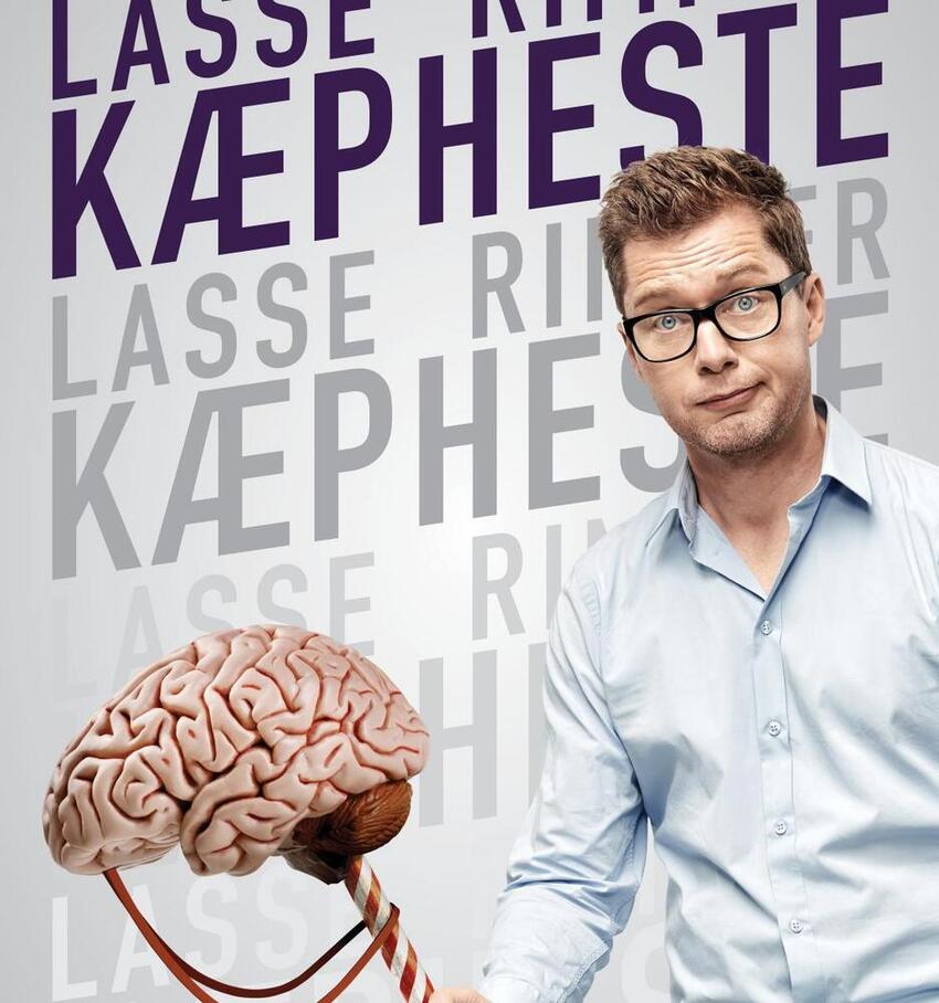 Lasse Rimmer lufter kæphestene på Horsens Ny Teater